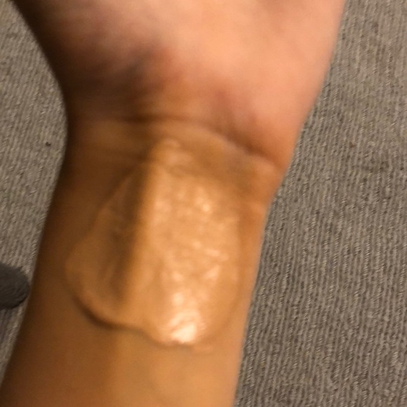 URBAN DECAY ALL NIGHTER FOUNDATION - Picture 6 of 6